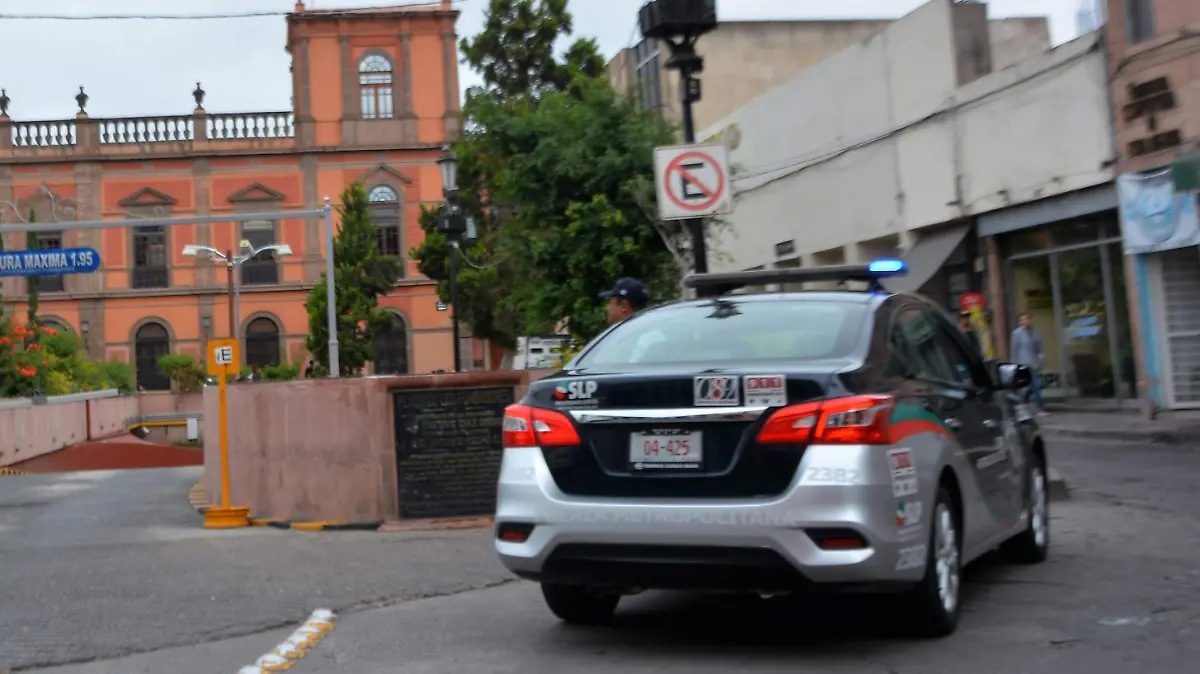 ESTA ES LA METROPOLITANA EN LUGARES PROHIBIDOS (1)