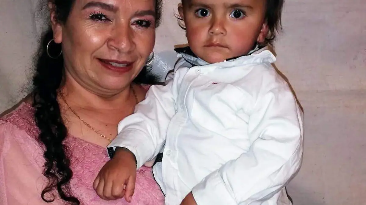 Los hermanos Antonio y Eduardo realizaron su primera comunión 