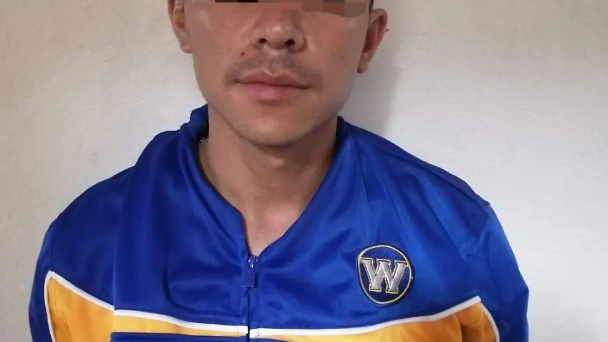 Carlos Uriel acusado de operar en La Virgen