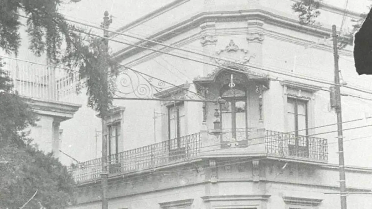 a943ff96-7de9-471a-a292-bae3f1dbd4c0