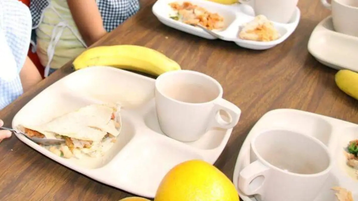 Comer en la calle representa riesgos para la salud (1)