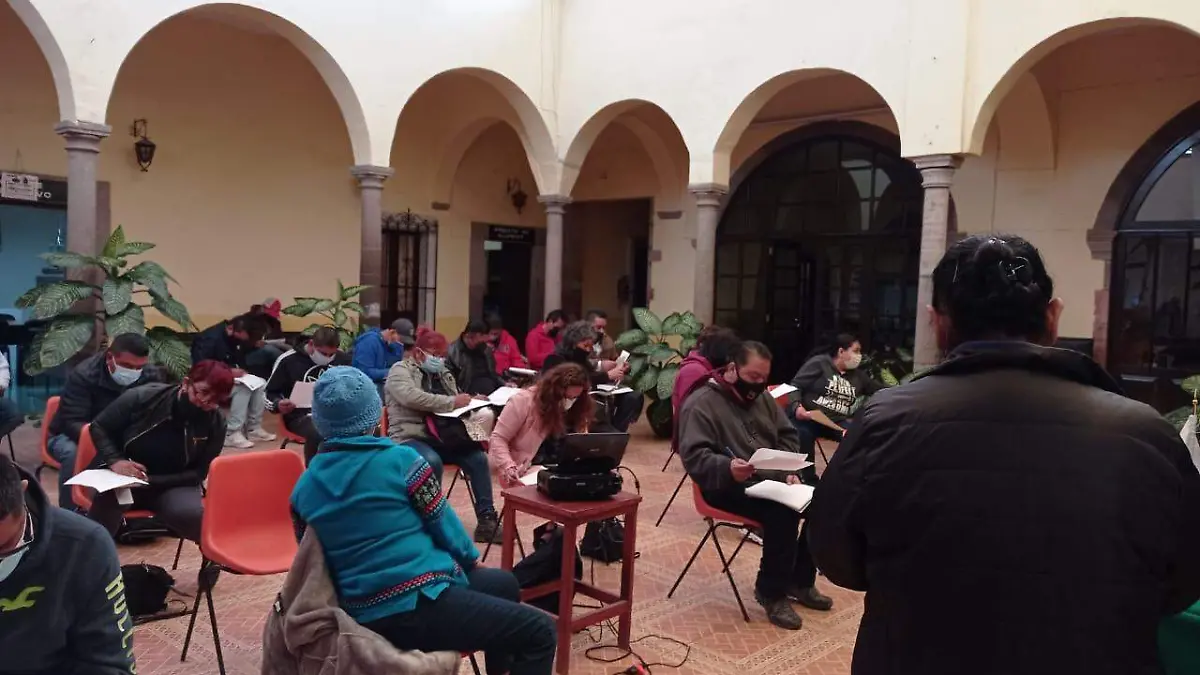 CROM capacita a trabajadores en tema de seguridad laboral