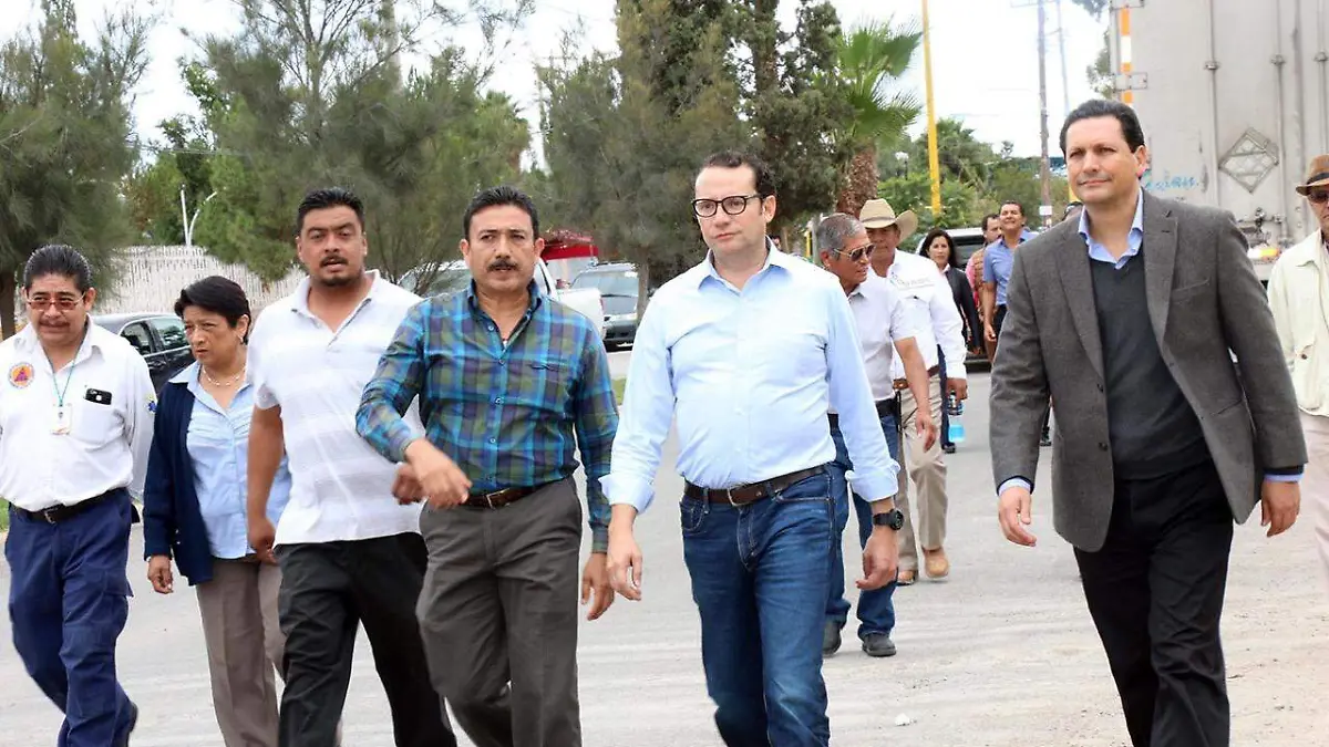 _UNIÓN DE ESFUERZOS ENTRE AYUNTAMIENTO Y EMPRESARIOS DE LA ZI A FAVOR DE LA PILA 1 