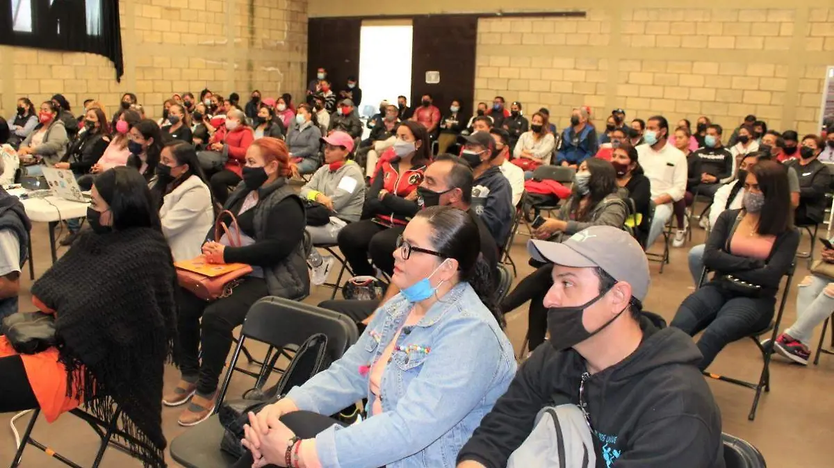 Personal administrativo, entrenadores y administradores participaron en los cursos. / Cortesía Deporte Municipal.