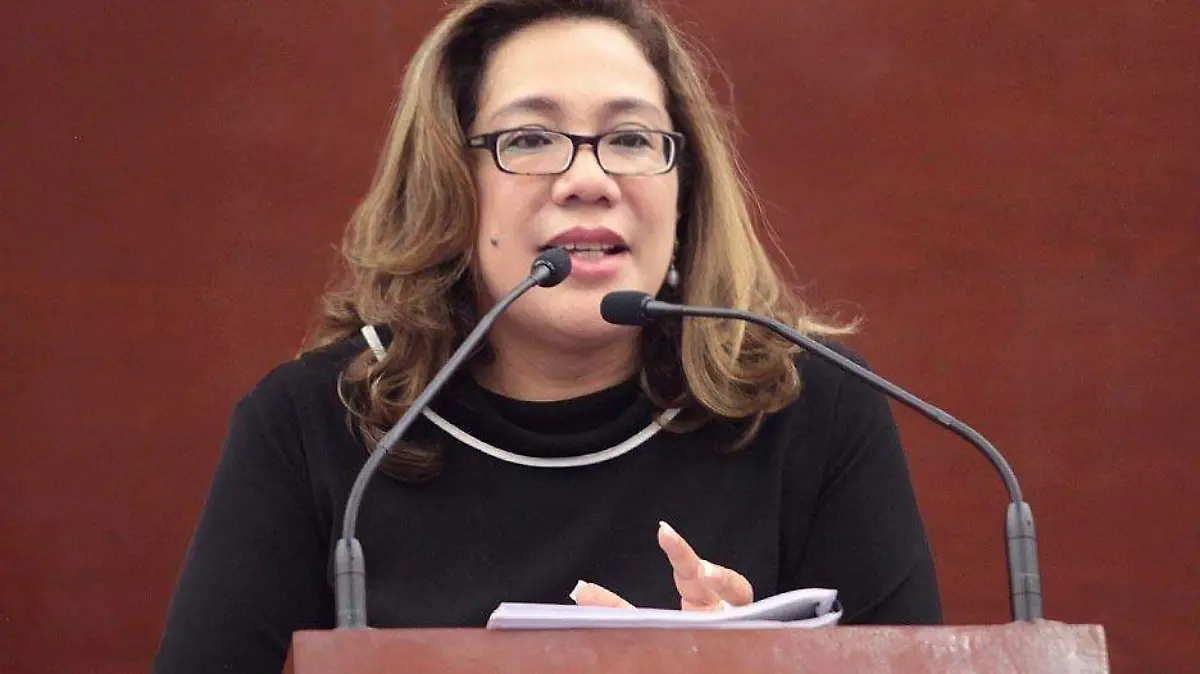 Esther Angélica Martínez Cáredenas_2