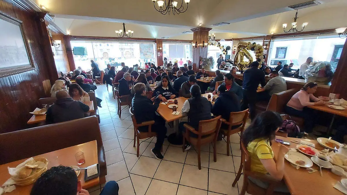 Comercios y restaurantes  (1)