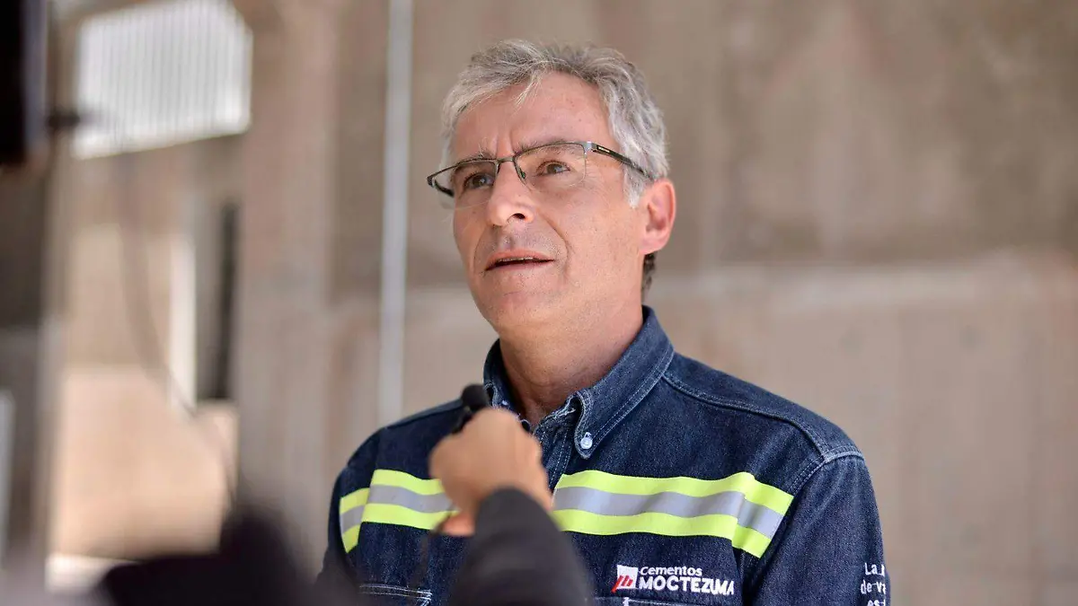 9fe5fcf6-20c3-4d32-978f-e6563c1f4a66