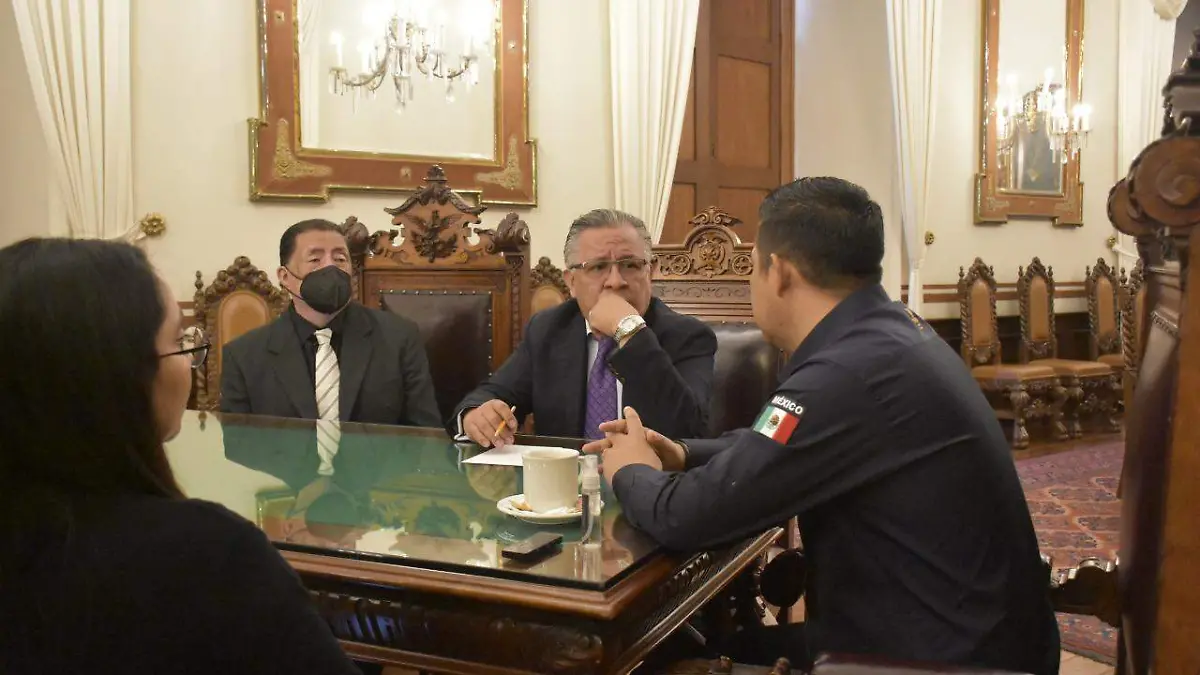 Entrevista en Palacio de Gobierno
