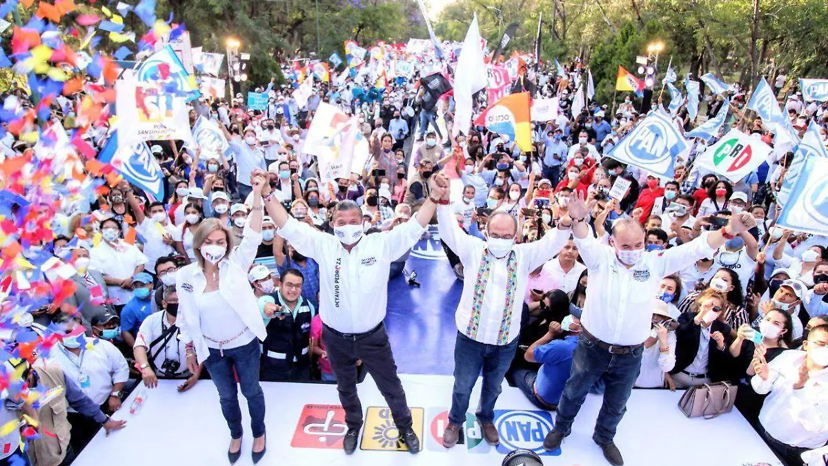 felipe calderon en SLP 23