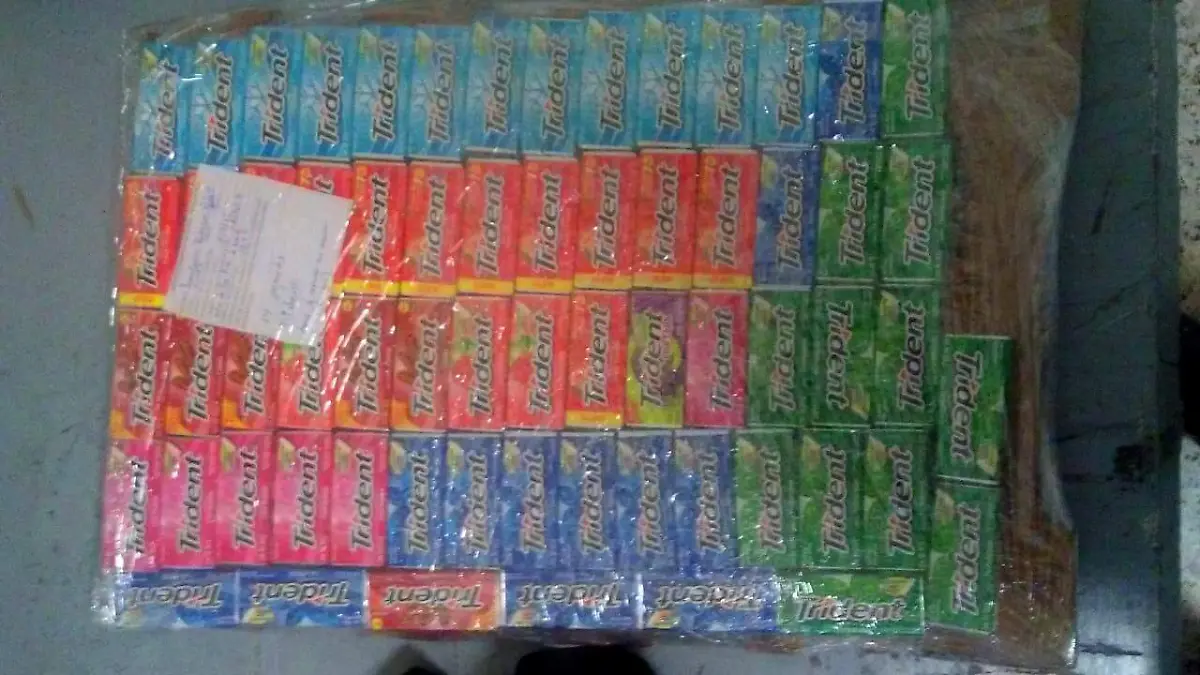 CHICLES_ROSA C.