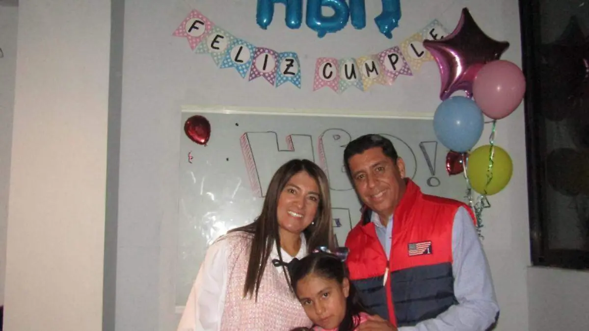 Cumpleaños de Maria Jose a lado de su familia