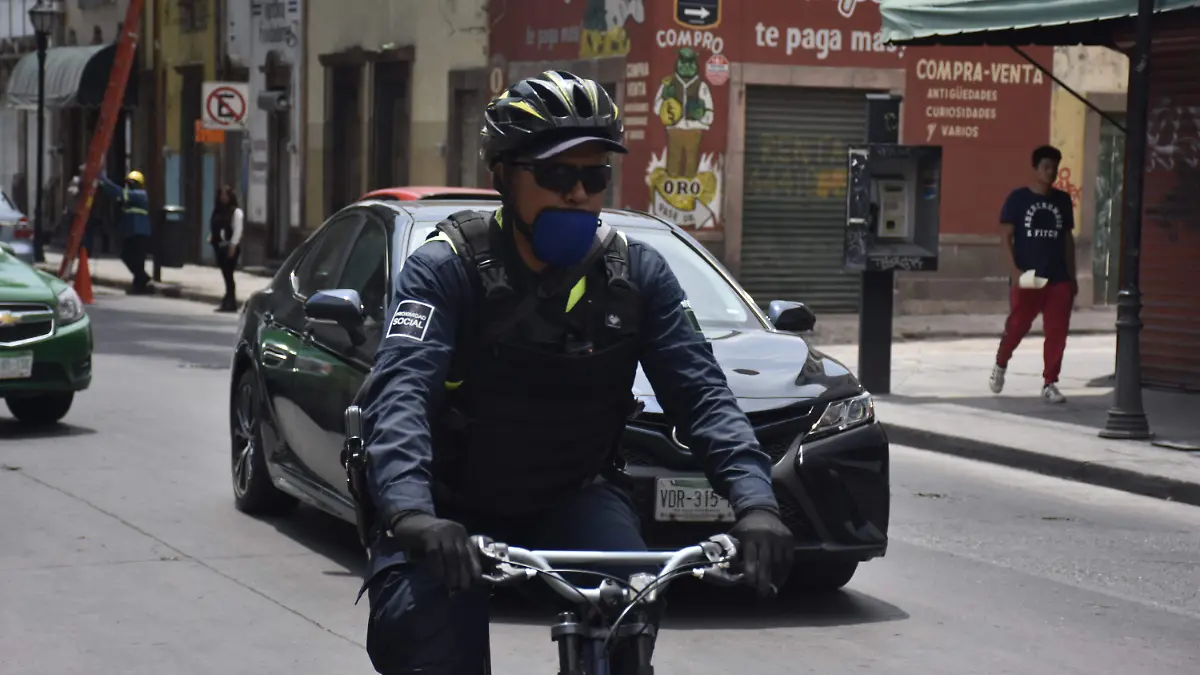 policia protegido_Narc001