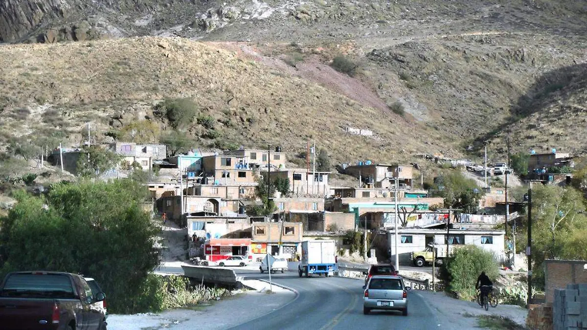 4321909333_c3ef28d053_b