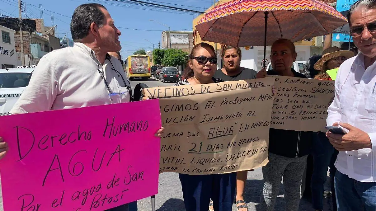 manifestación por falta de agua en col. en San Miguelito, (1)