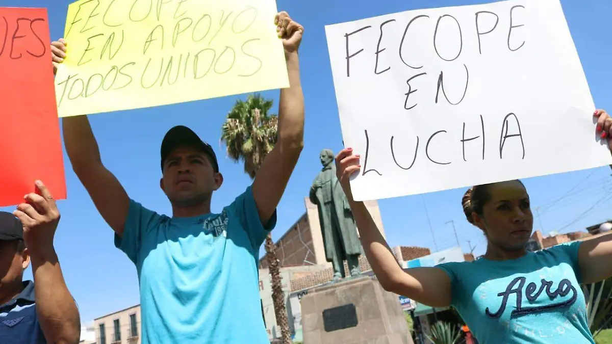 Truena comercio informal contra municipio  3