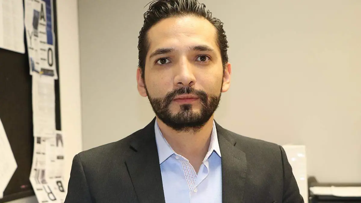 LUIS MIGUEL TORRES OFICIAL MAYOR 1