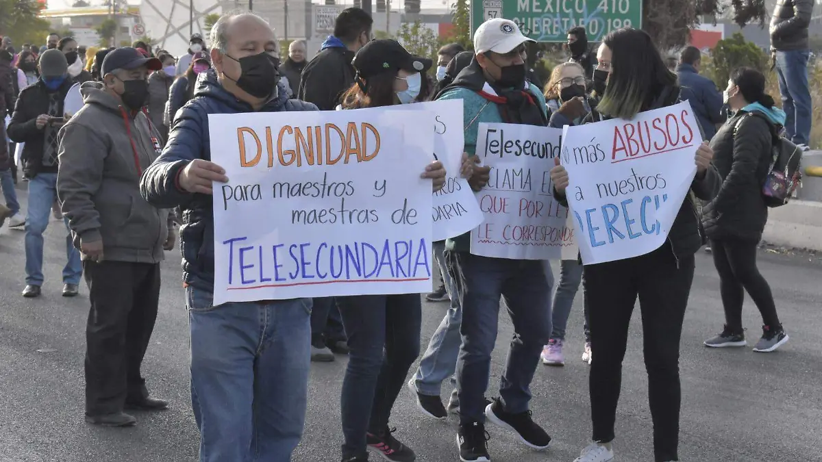 Estalla conflicto magisterial en SLP