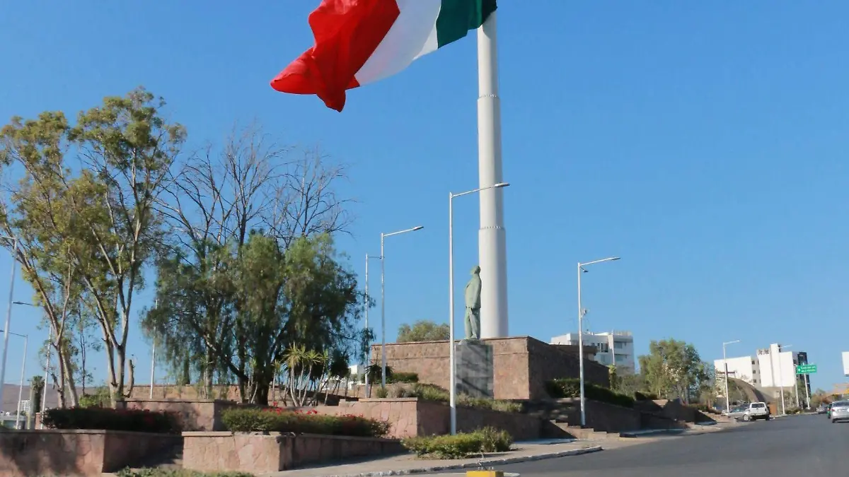 bandera a media asta por aniversario luctuoso de venustiano carranza (3)