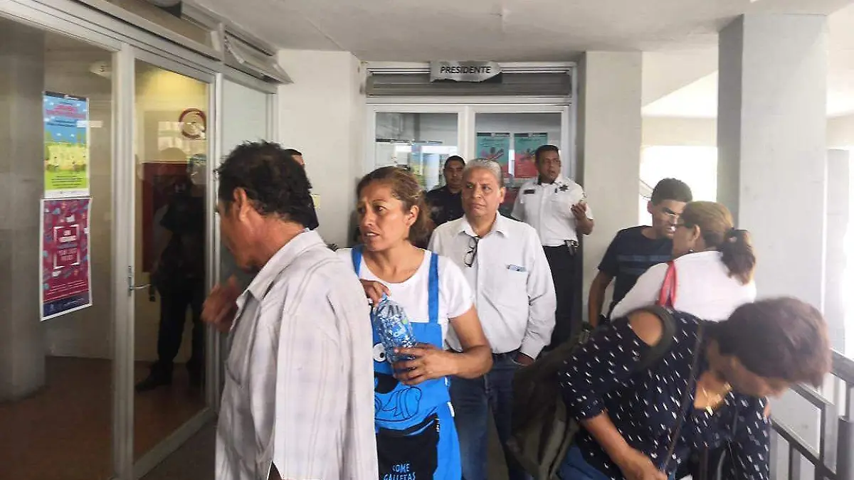 ambulantes se manifiestan