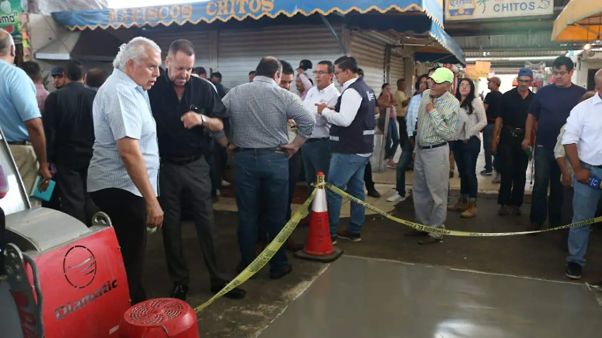 Inicia rehabilitación del mercado República