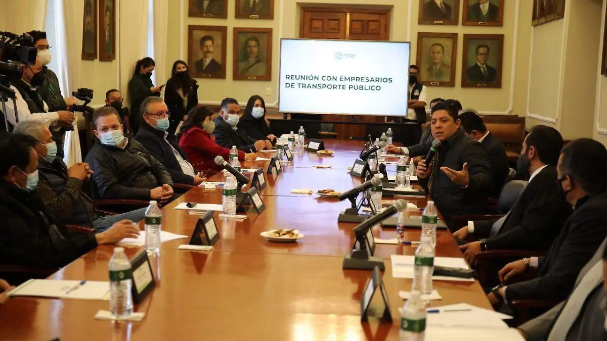 mesa de dialogo