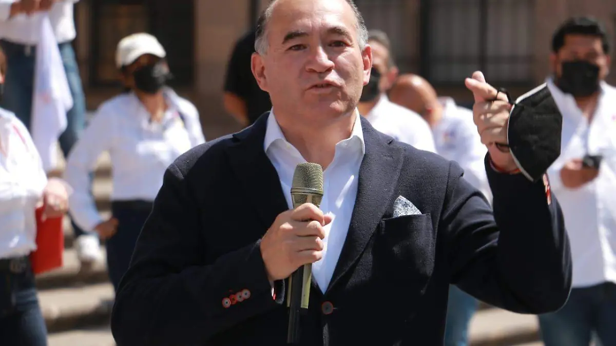 Enrique Galindo Ceballos