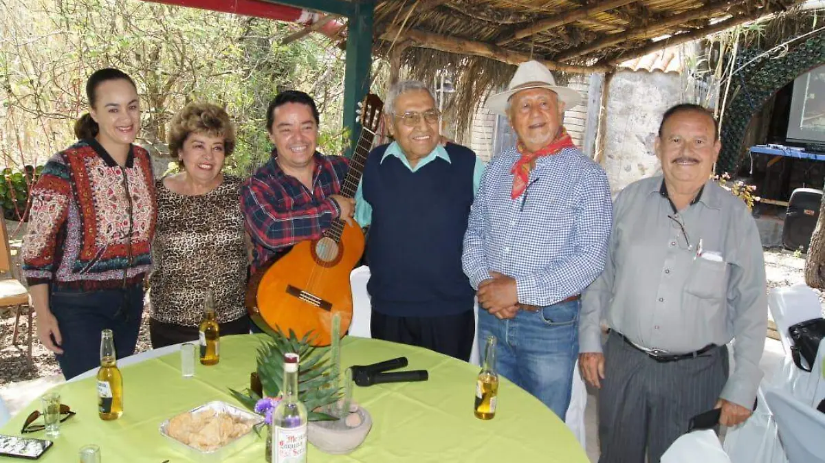 924e7b77-9ca4-4f40-a436-111887cb2070