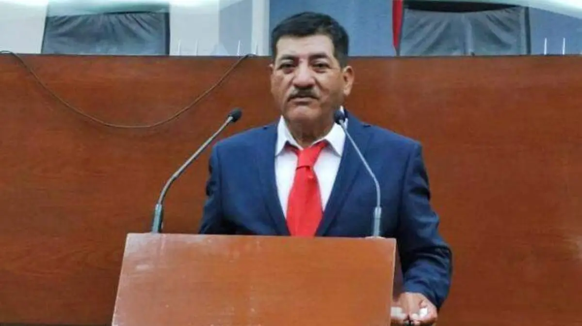 diputado Salvador Isais Rodríguez