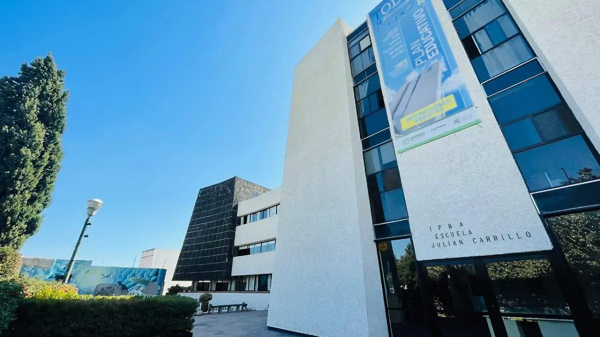 1668d8f9-da7e-4bf1-9848-cc42c81471b9