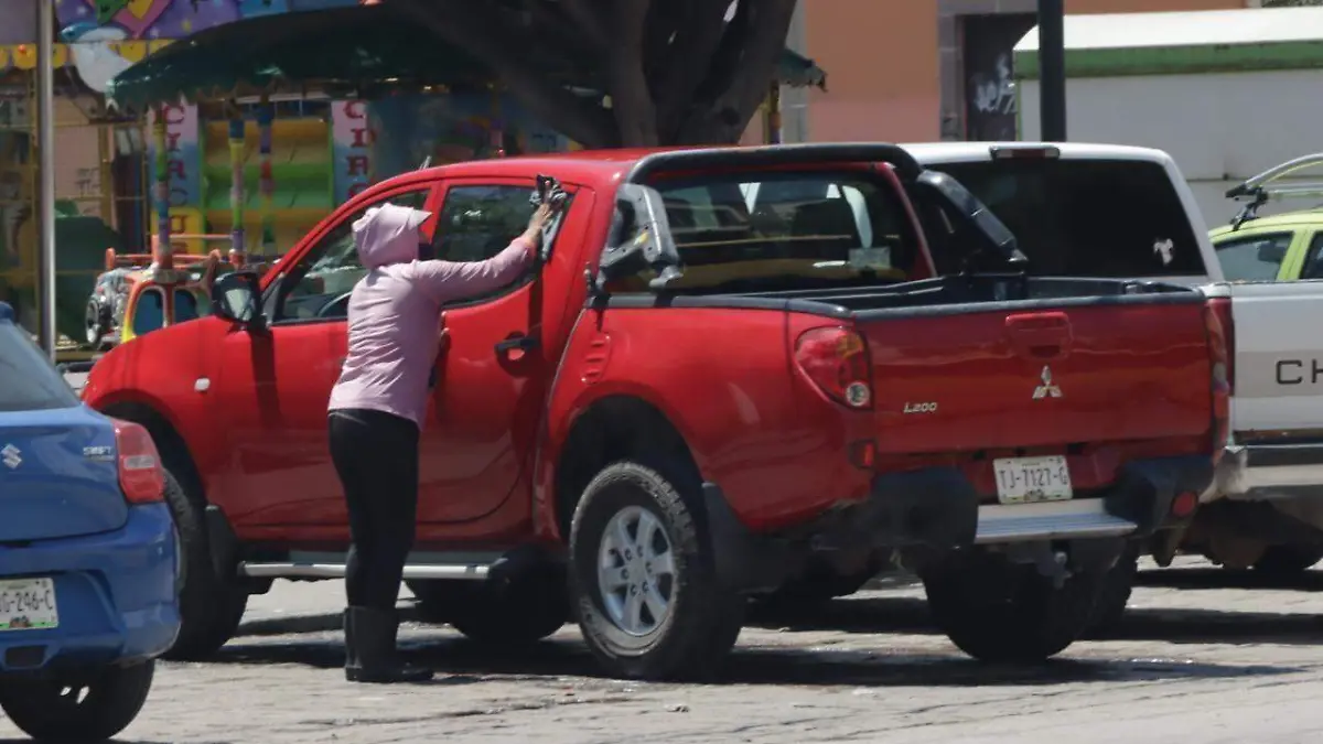 franeleros lavacoches CR (1)