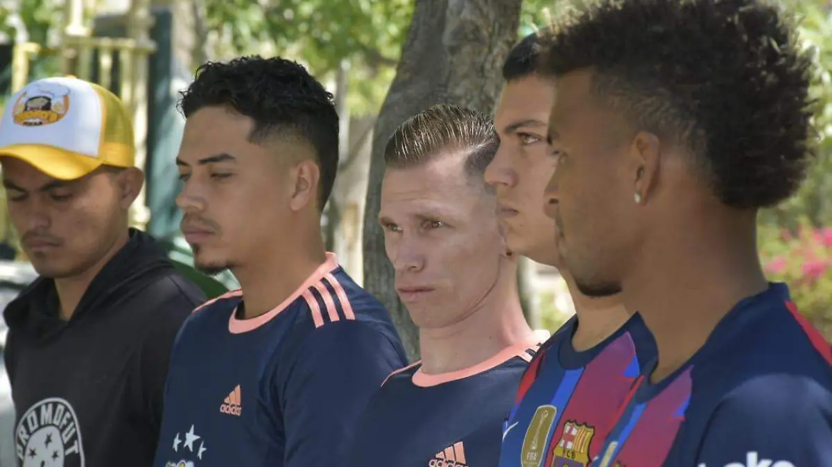 Presentación del equipo chofos pizza qué jugar a la copa fotos de semana santa