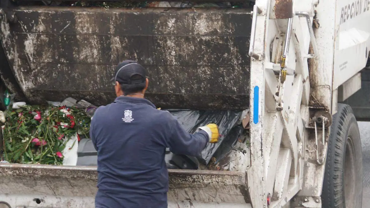 recoge ayuntamiento basura 2