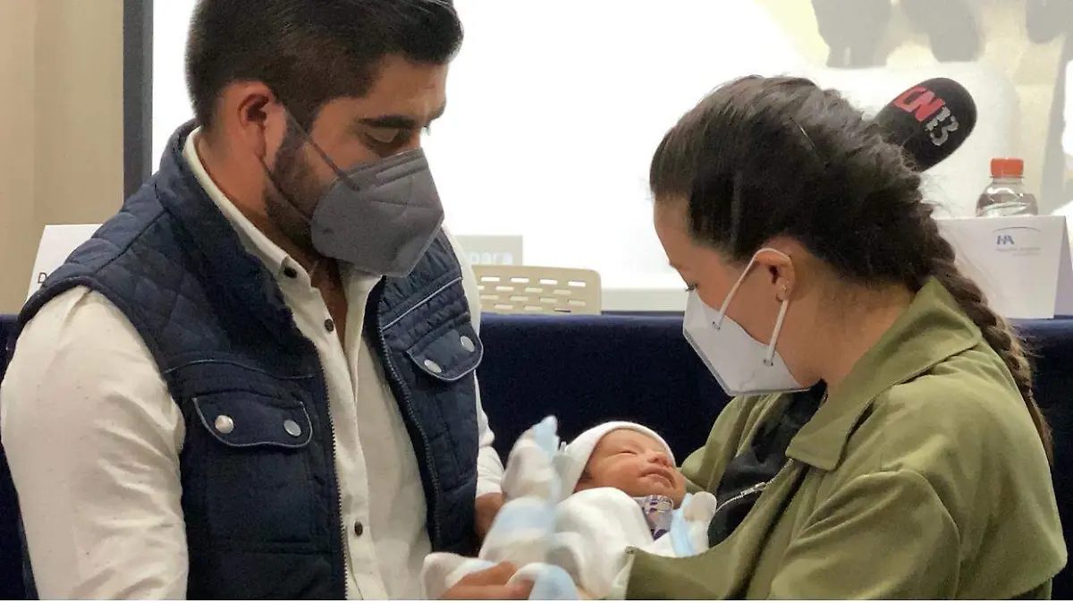 presentan a bebe ray