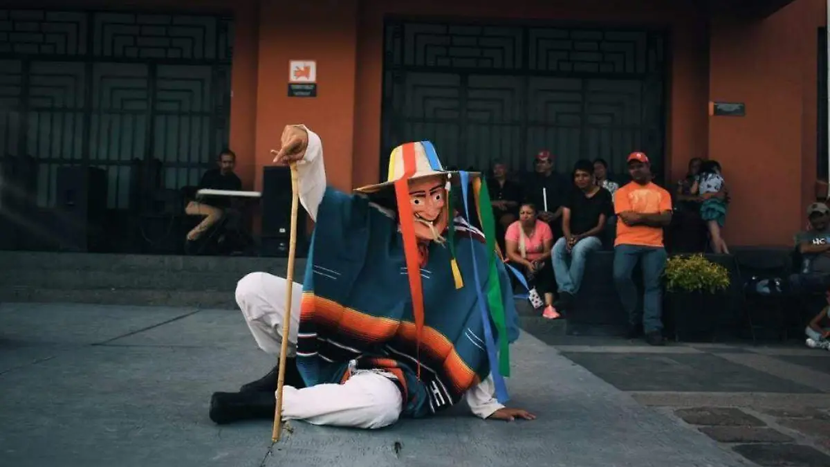 afc298c5-183d-4b69-98b6-0ddb58681f00