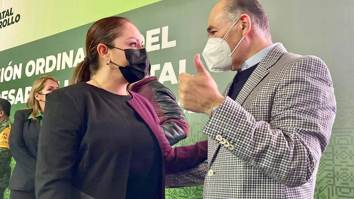Erika Briones y Enrique Galindo