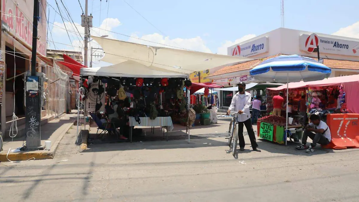 actividad comercial en El Saucito 3