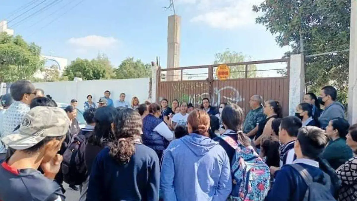 Manifestación telesecundaria Soledad (3)