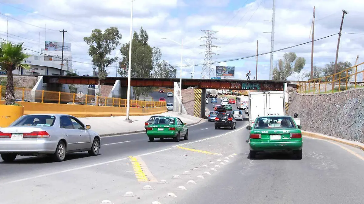 OBRAS PUENTE PEMEX 4