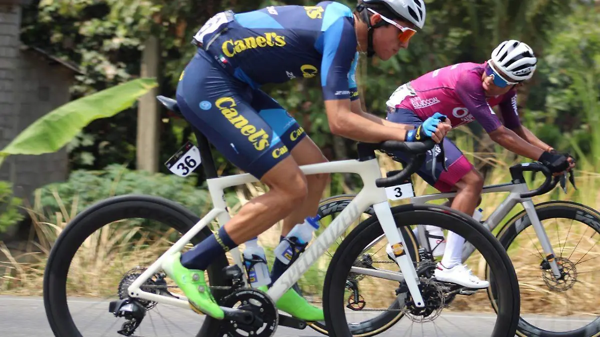 Ignacio Prado, de Guanajuato, sigue liderando la Vuelta Ciclista a Ecuador
