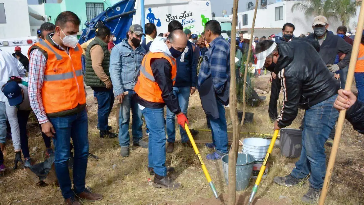 rescate de la colonia Mártires de la Revolución 4