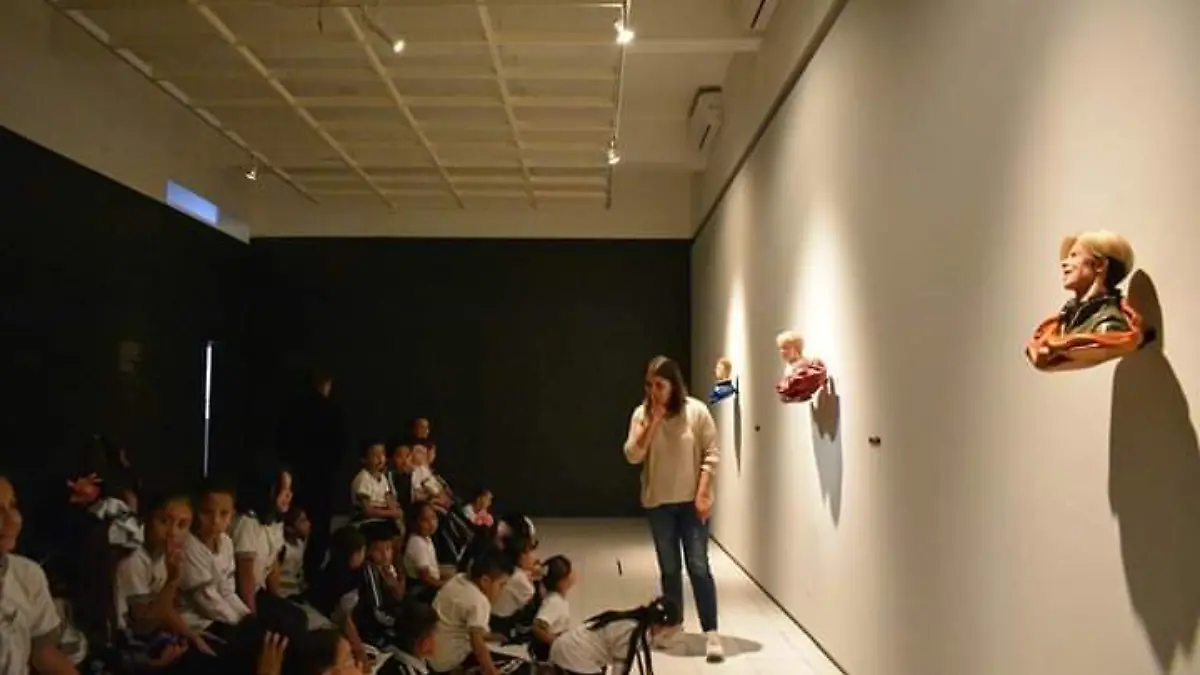 EXHIBICION EN MAC-1 (2)