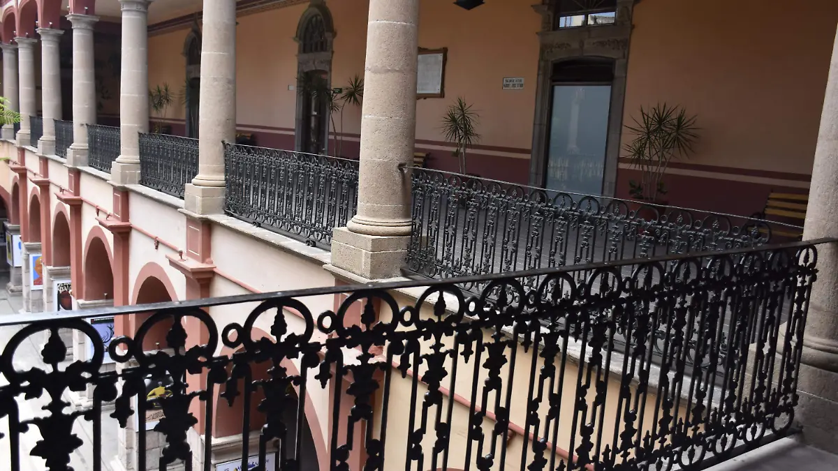 016edifico Universidad_Narc