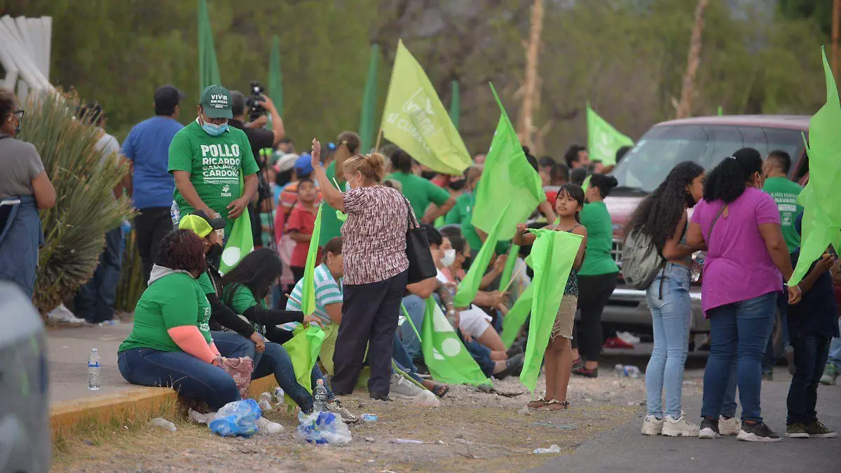 presencia decenas de simpatizantes 3