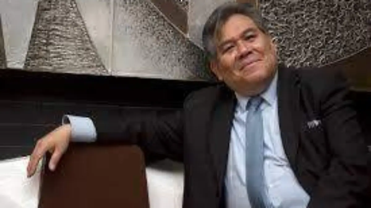 CHARLAS PARA JUGAR-LUIS FERNANDO PADRoN-foto 1