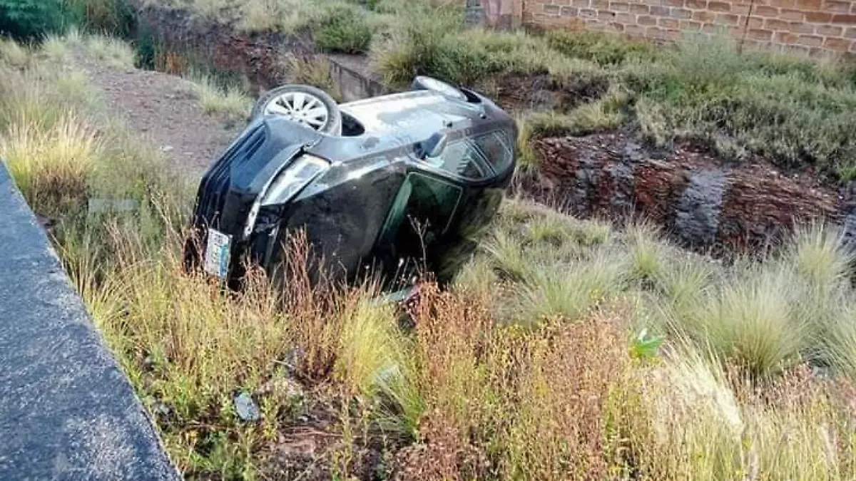 Volcadura en Glorieta