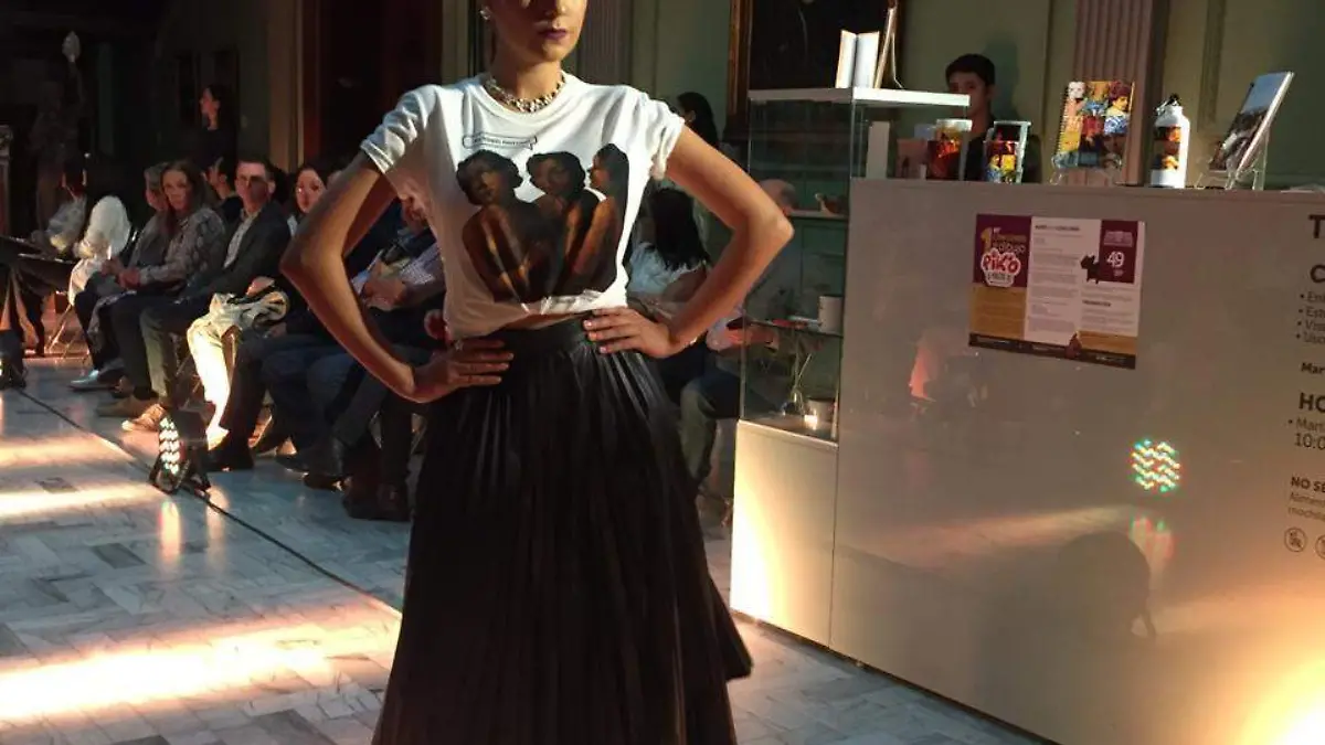 NOCHE DE MUSEO Y PASARELA-FOTO 1 (15)