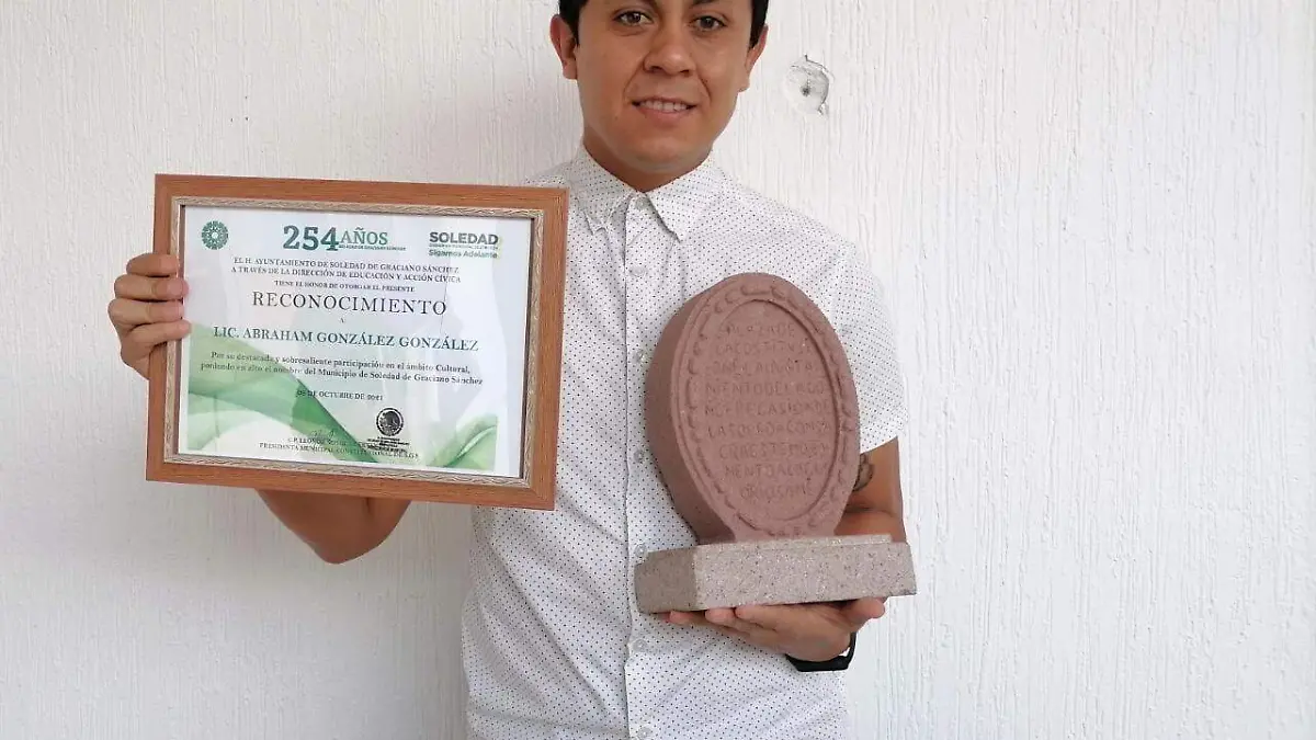 fd16a049-c8c5-4d74-9bda-8e5b59dc8eb5