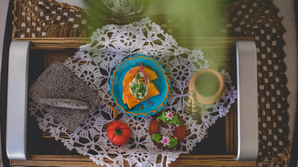 señor Luis Costanzo