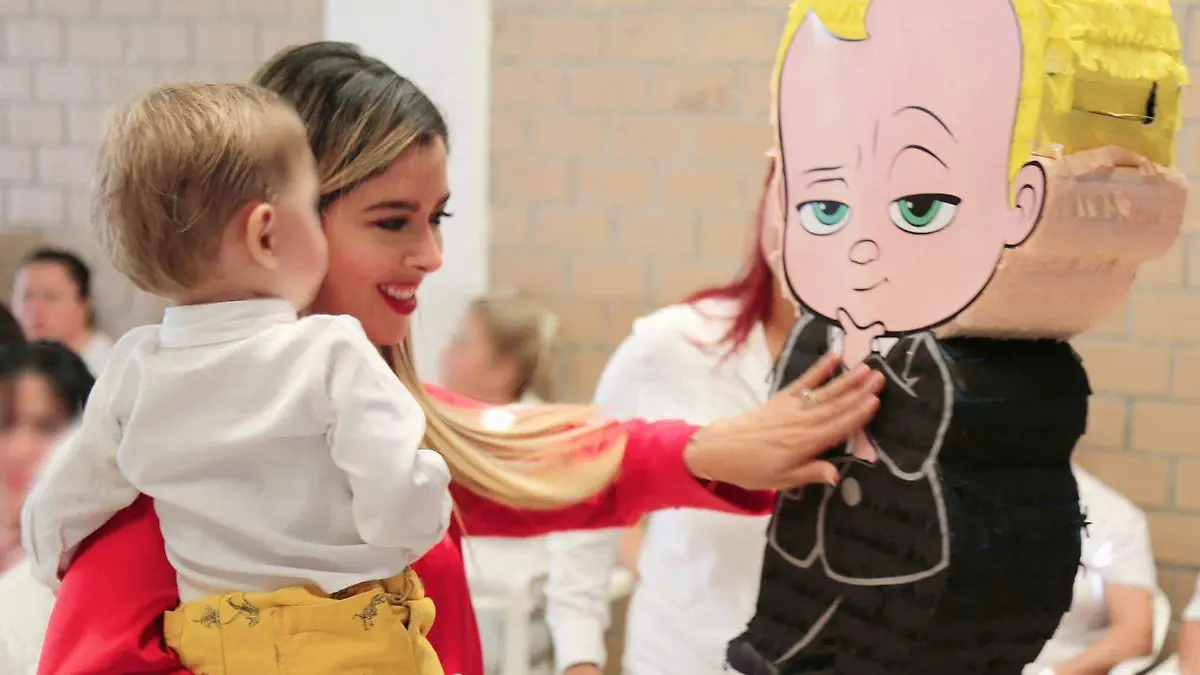 Festejo de cumpleaños de niño en el penal DIF ESTATAL (1)