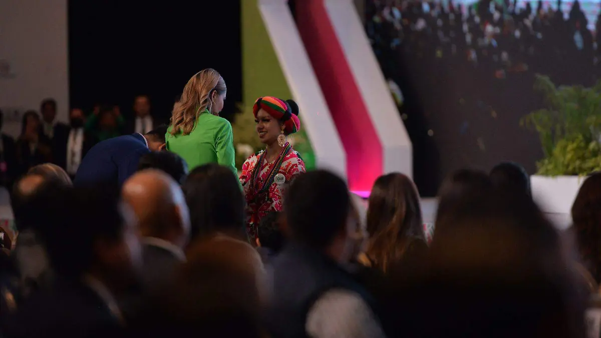 DIF Estatal, su primer informe de actividades